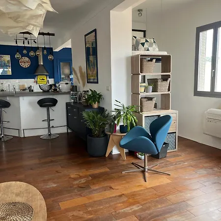 Loft 80m2 Dernier étage à 100m Plage, Centre, Port